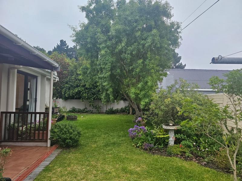 2 Bedroom Property for Sale in Kleinmond Western Cape